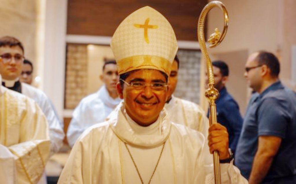 Diocese de Floriano tem novo bispo
