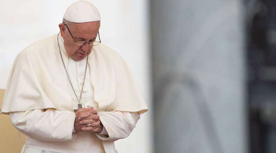 Santa Sé convoca fiéis a rezar um minuto pela paz com o papa Francisco