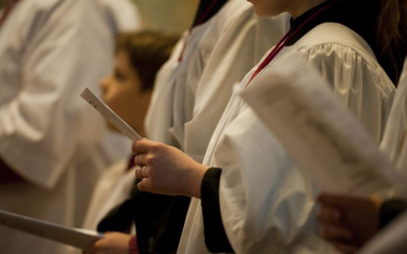 Membro de partido nacionalista alemão contesta sua remoção de funções em igreja