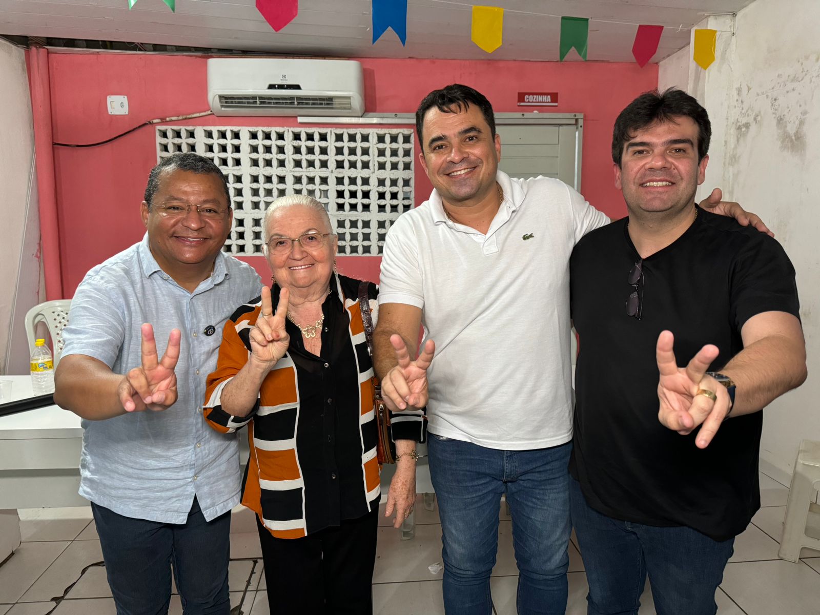 Nilvan recebe adesão de Estefânia Maroja e de 20 pré-candidatos a vereador do grupo de Pedrito