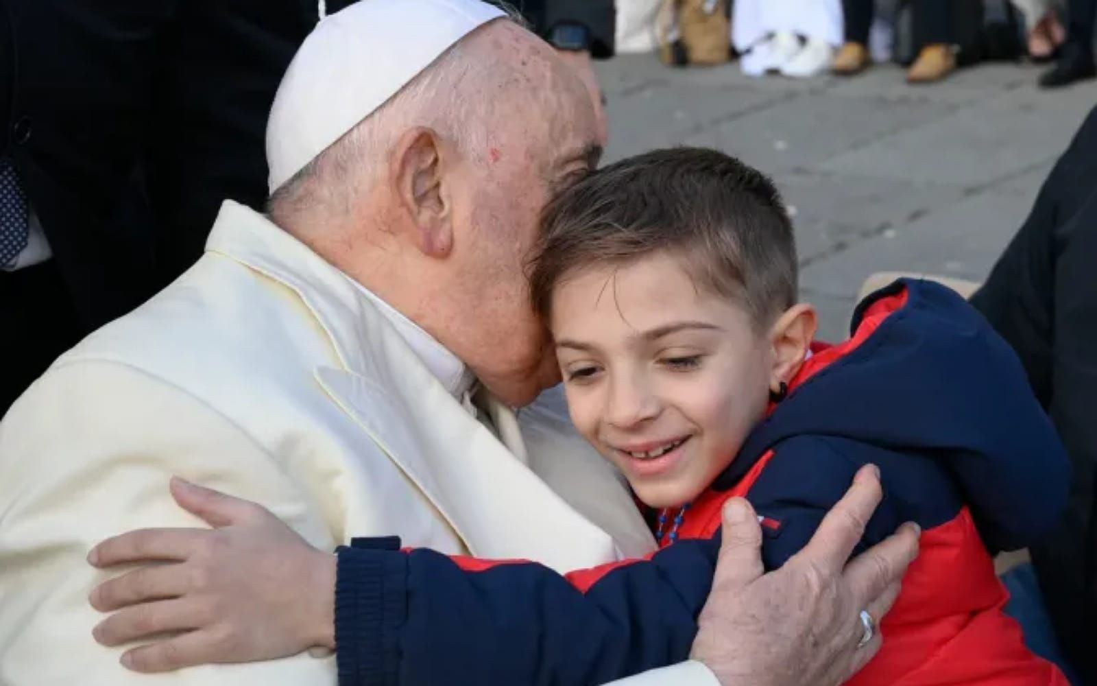 Papa pede aliança entre jovens e velhos para construir uma sociedade fraterna