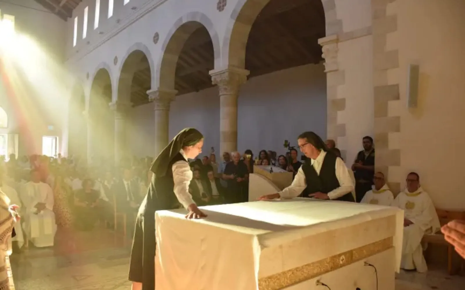 Igreja de Nossa Senhora da Arca da Aliança reabre na Terra Santa e novo altar é dedicado