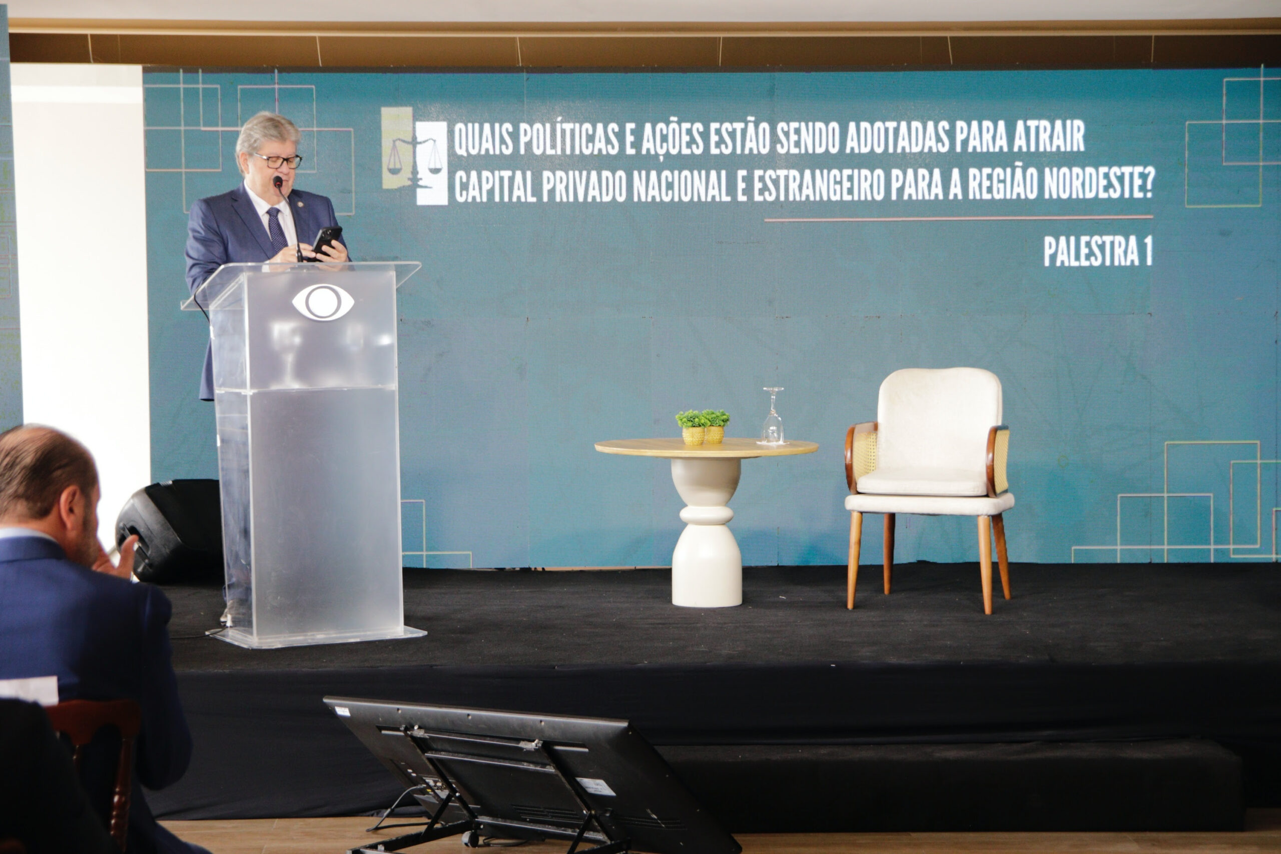 João apresenta potencialidades de investimentos da Paraíba e do Nordeste em Fórum de Governança, na Bahia