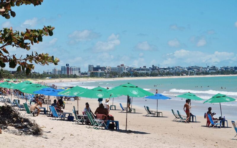 Apenas um trecho do litoral paraibano está impróprio para banho, aponta relatório da Sudema