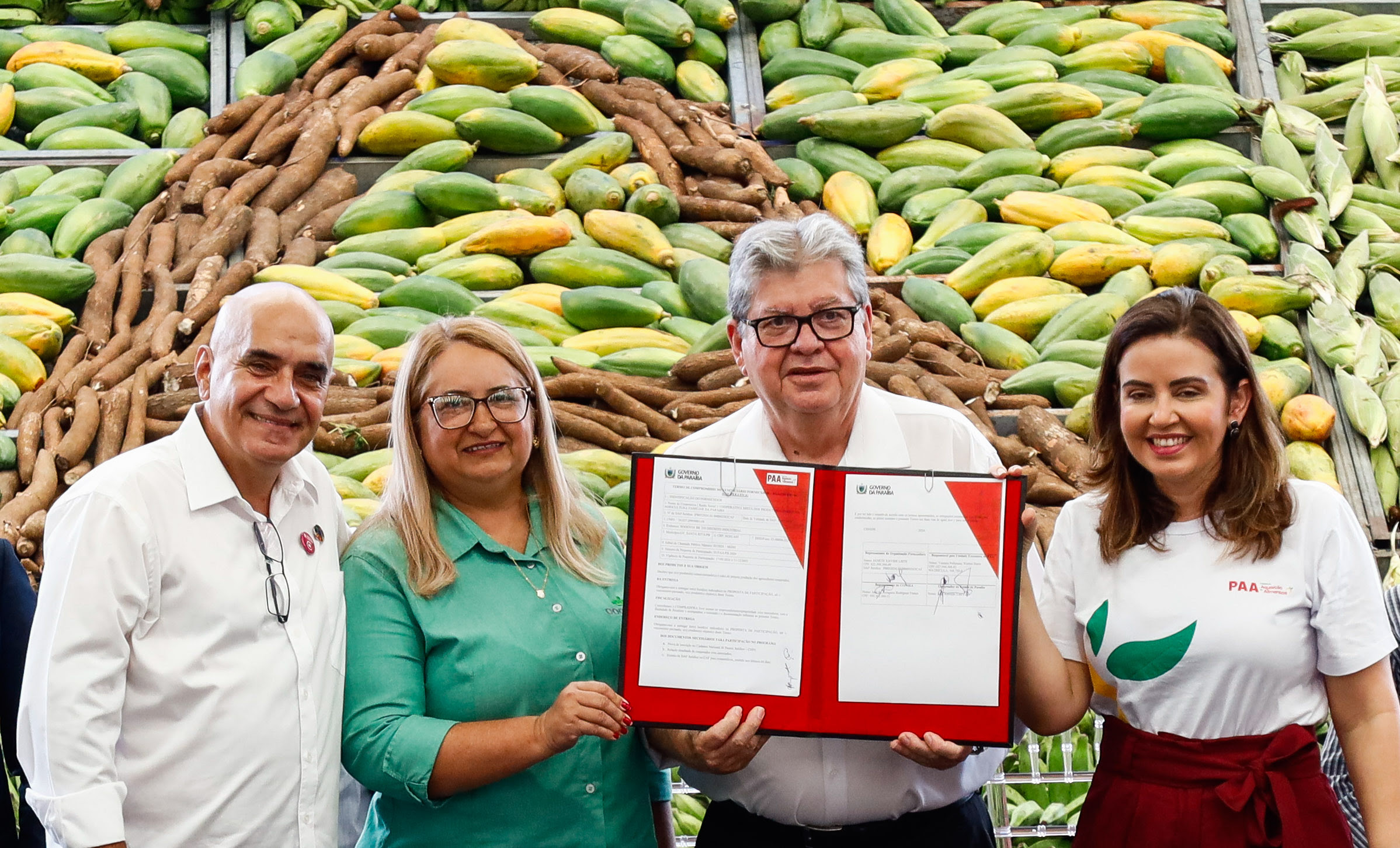 João Azevêdo autoriza investimentos de R$ 5,1 milhões na agricultura familiar