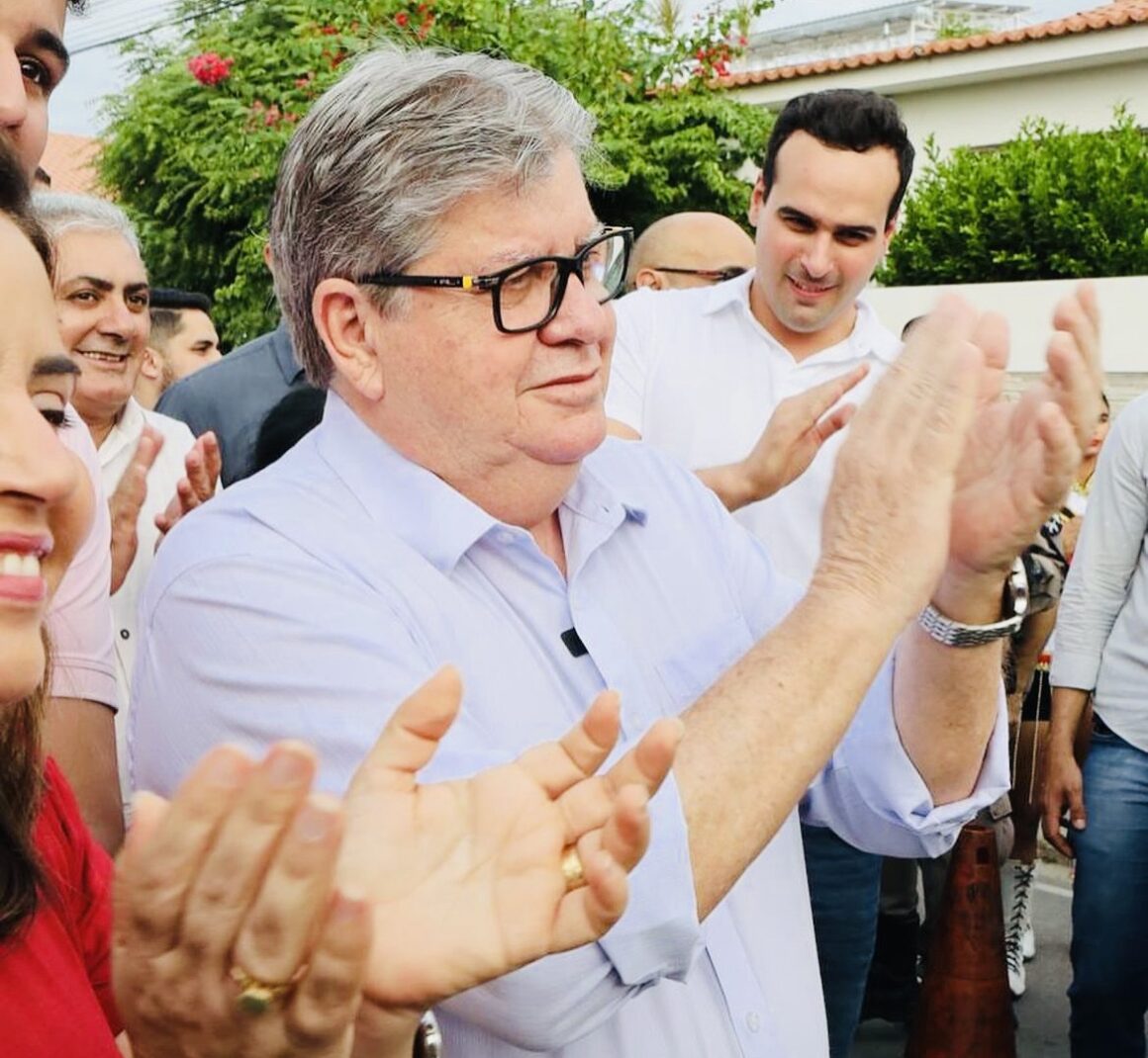 João celebra fortalecimento do PSB na Paraíba após resultados das eleições