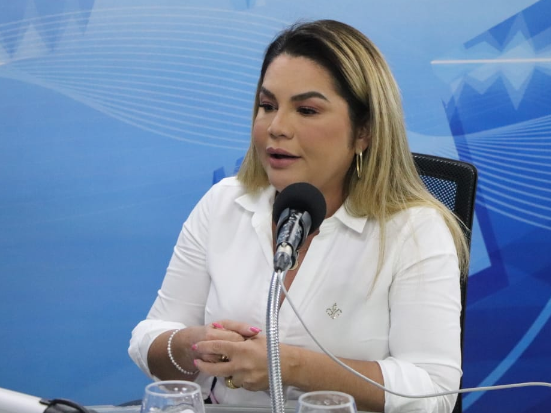 Reeleita pelo PP, prefeita de Conde avisa que João Azevêdo pode contabilizá-la no time para 2026: “Sou governista”