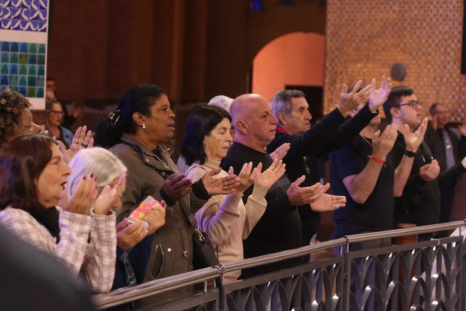 Santuário Nacional Aparecida tem momento de oração pelo fim das guerras hoje