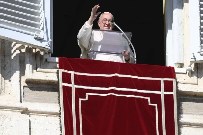 “A fonte de tudo é o amor”, diz o papa Francisco