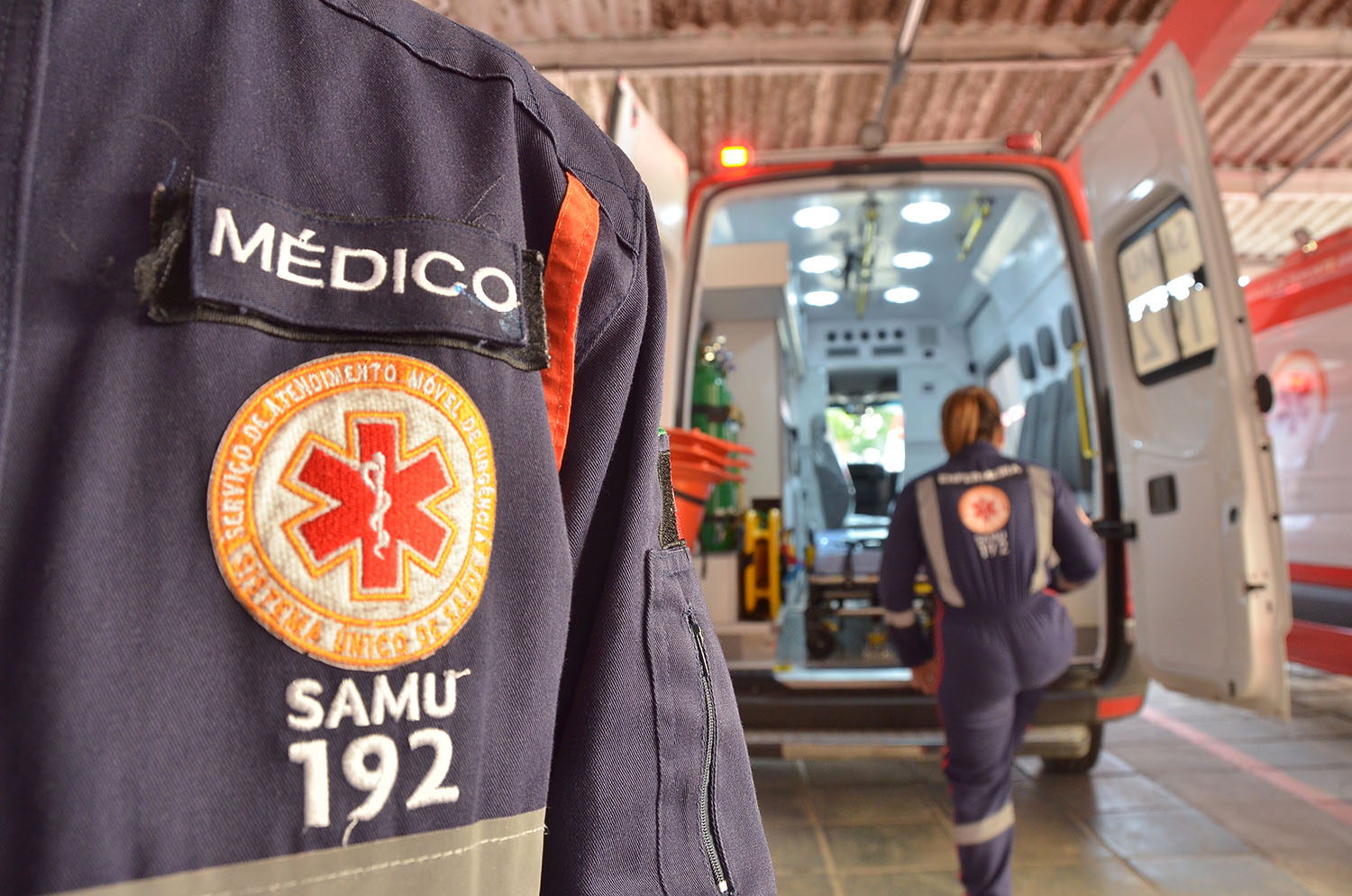 Homem é espancado por populares após suspeita de abuso contra criança no Parque da Lagoa