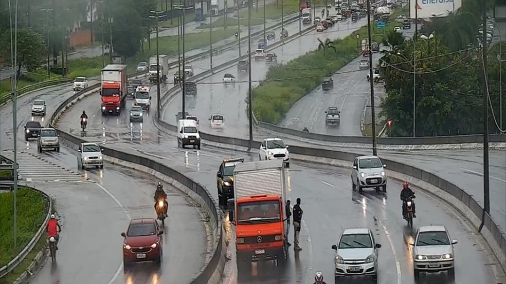 Inmet emite alerta de chuvas intensas e ventos fortes para 79 municípios da PB neste final de semana