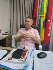 Nepotismo cruzado ou sincronia de interesses? A Cabedelo de André Coutinho e os privilégios que indignam