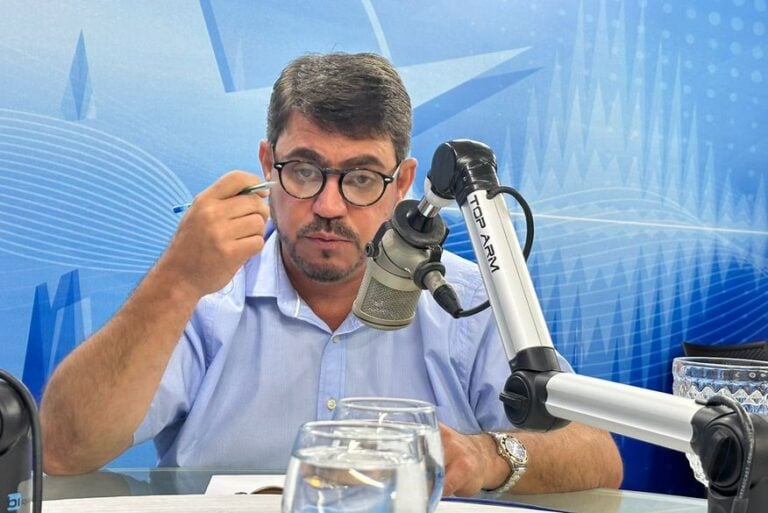 Dinho minimiza disputa interna e aposta em chapa equilibrada na base: “Vai dar pra acomodar todos”