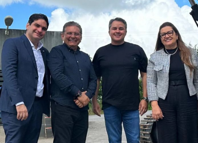 Oposição mantém flerte com supostos insatisfeitos da base na PB: “Podemos unir e construir novo caminho”, diz Efraim