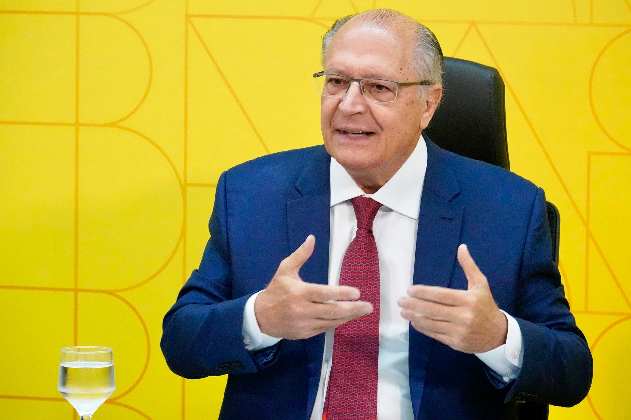 Com Lula no exterior, Alckmin desembarca na PB nesta 6ª para agenda em Campina Grande
