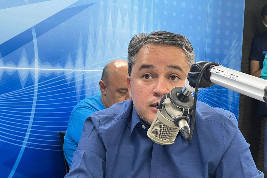 Efraim reafirma pré-candidatura ao governo da Paraíba e provoca base aliada: “Estamos na mesma mesa, falando a mesma língua”