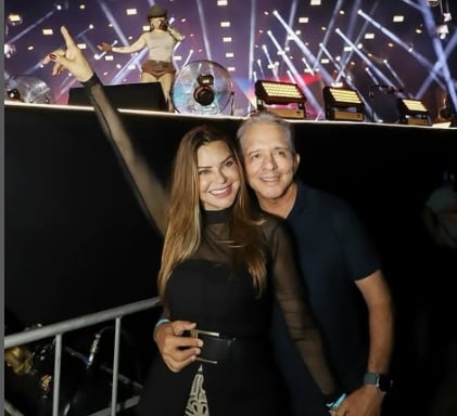 “Ele hoje é prefeito e pensa em ser senador”: Primeira-dama de Patos confirma pretensões de Nabor disputar Senado em 2026