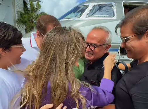 Em solo paraibano, Cícero é recepcionado pela família e desabafa: “Só Deus sabe o quanto esperei por esse abraço”