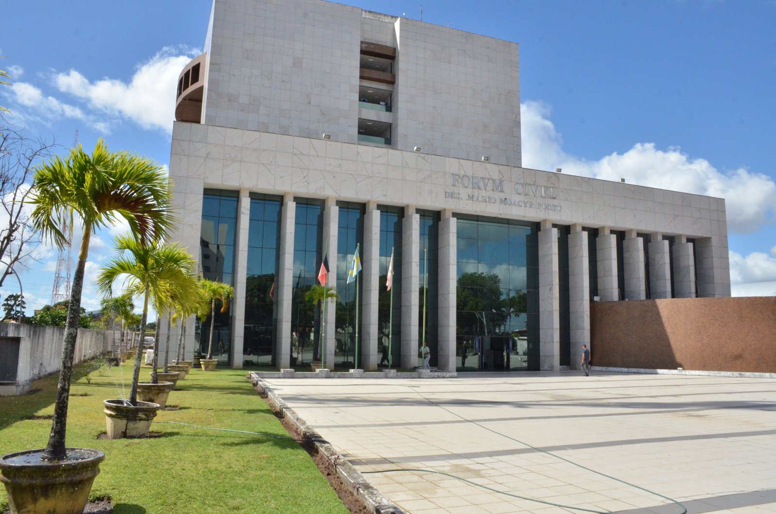 Fórum Cível da Capital segue com expediente presencial suspenso por tempo indeterminado