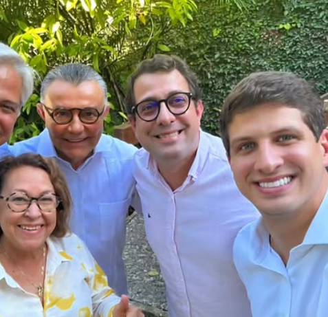 Gervásio não confirma saída do PSB, mas aponta fragilidade na proporcional e pede reorganização