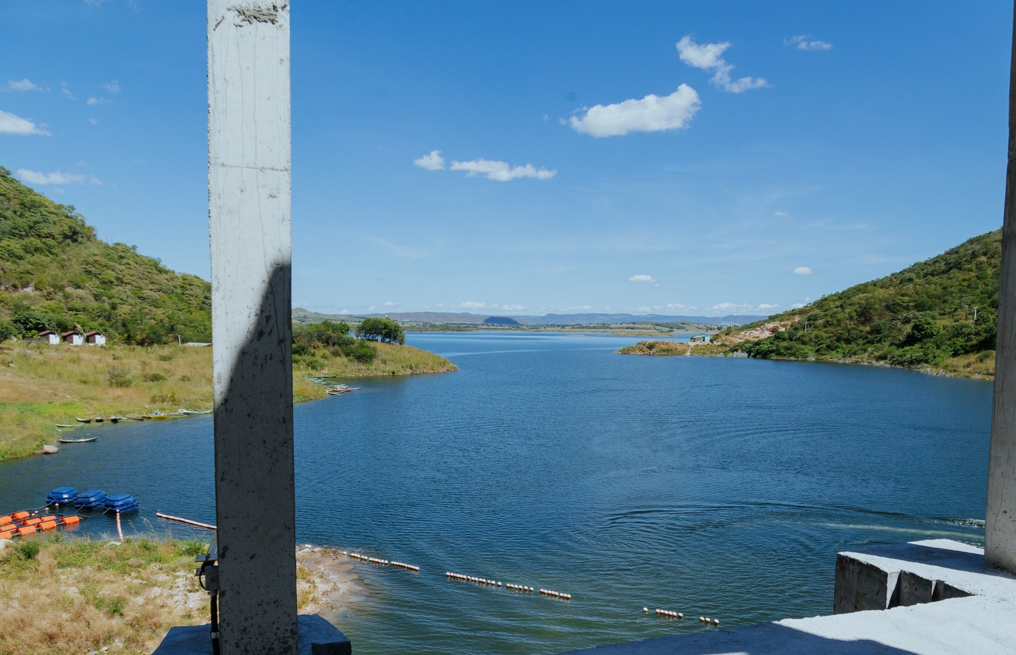 João Azevêdo e ministro Waldez Góes entregam obra de recuperação de Barragem em Cajazeiras