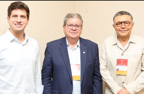 João Azevêdo prega protagonismo do PSB e afirma: ‘Brasil precisa crescer com justiça social’