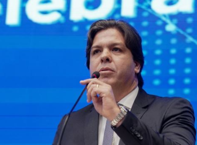 Ministro do governo Lula desembarca na PB nesta segunda-feira para inaugurar centro de recondicionamento de computadores