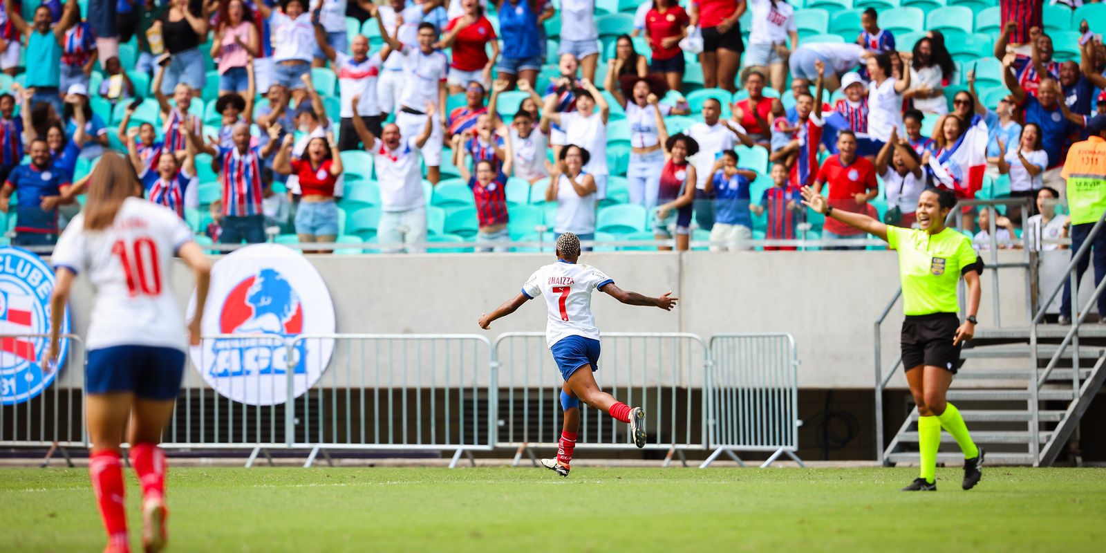 Rhaizza marca três e Bahia derrota Ferroviária no Brasileiro feminino