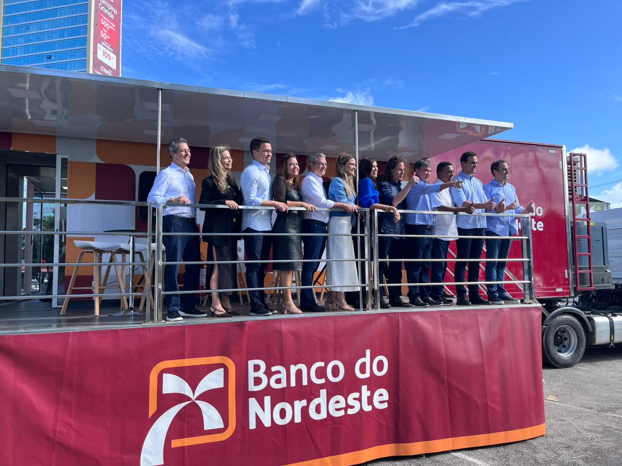 Veneziano diz que carreta do BNB em Campina Grande traz crédito facilitado e estímulo ao empreendedorismo