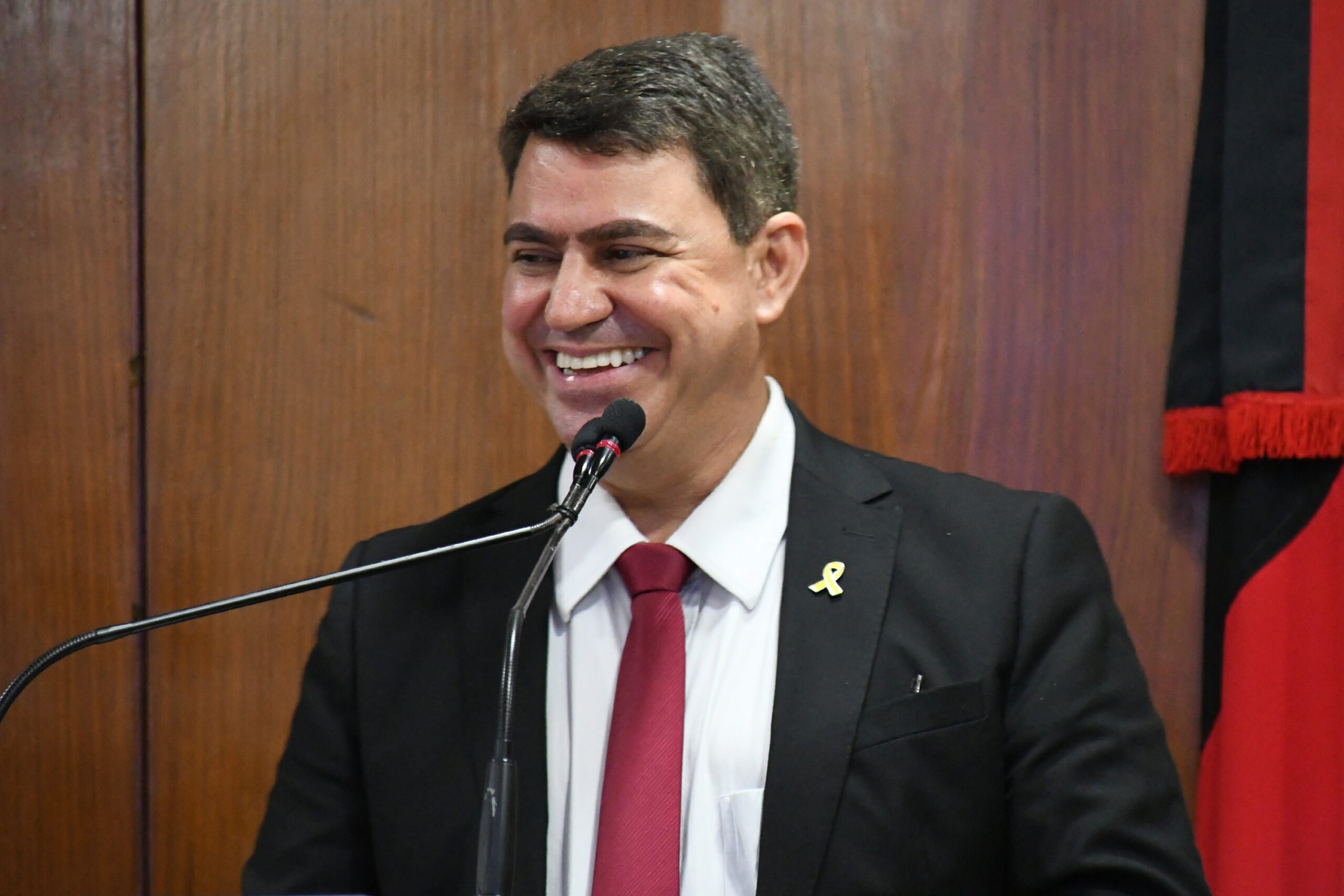 Vereador Dinho destaca semestre sem paralisações e com avanços estruturais na Câmara de João Pessoa