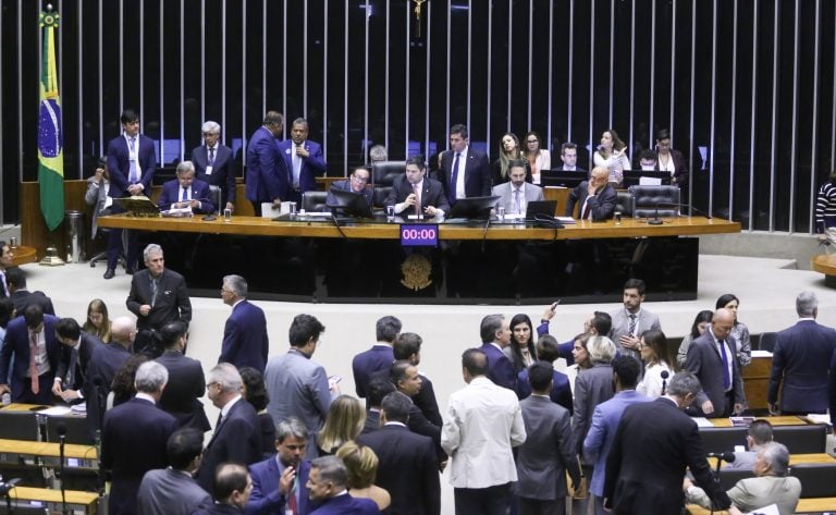 Câmara aprova texto-base de projeto que cria 40 cargos efetivos e 160 comissionados no STF; veja como votou a bancada da PB