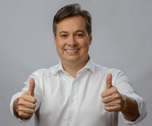 “É legítimo todo mundo querer se posicionar”, diz Júnior Araújo ao minimizar tensões na base aliada