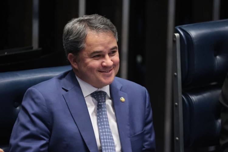 Efraim acredita que alinhamento com a direita será determinante para presidir federação União Brasil/PP na Paraíba