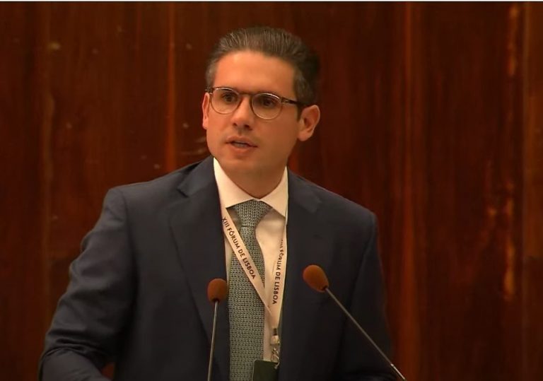 Hugo Motta afirma que reforma administrativa busca “modernização e eficiência”, sem prejudicar servidores