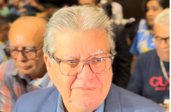 João Azevêdo ironiza pressão por definição da chapa governista: “Data tem Natal, São João… Chapa, não”