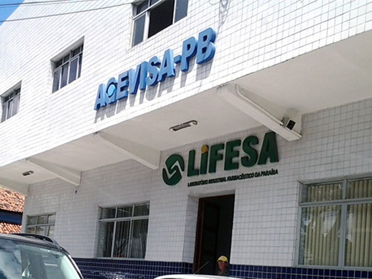 Na Paraíba, Agevisa recomenda retirada do mercado de alisantes capilares com formol