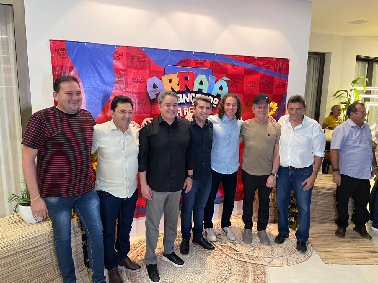 No “Arraiá Balançando a Rede” em São Bento, Veneziano recebe reafirmação de apoios à reeleição