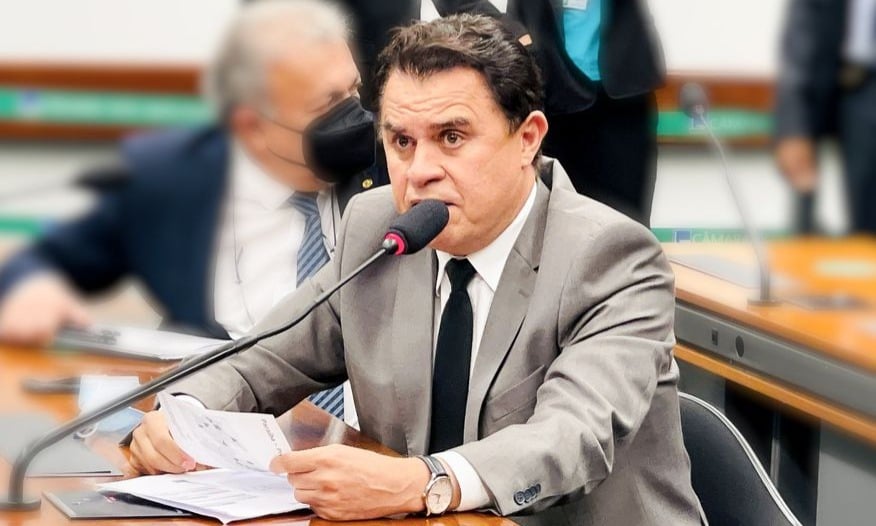 PL de deputado da PB quer jornada especial sem corte de salário para empregados de empresas públicas