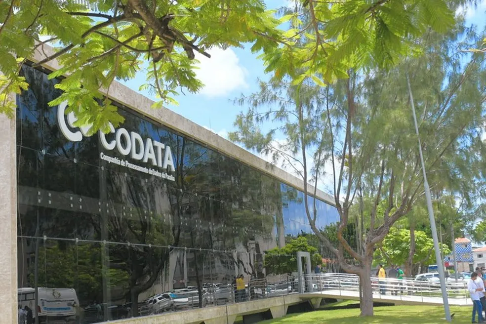 Princípio de incêndio atinge sede da Codata, no Centro Administrativo Estadual, em João Pessoa