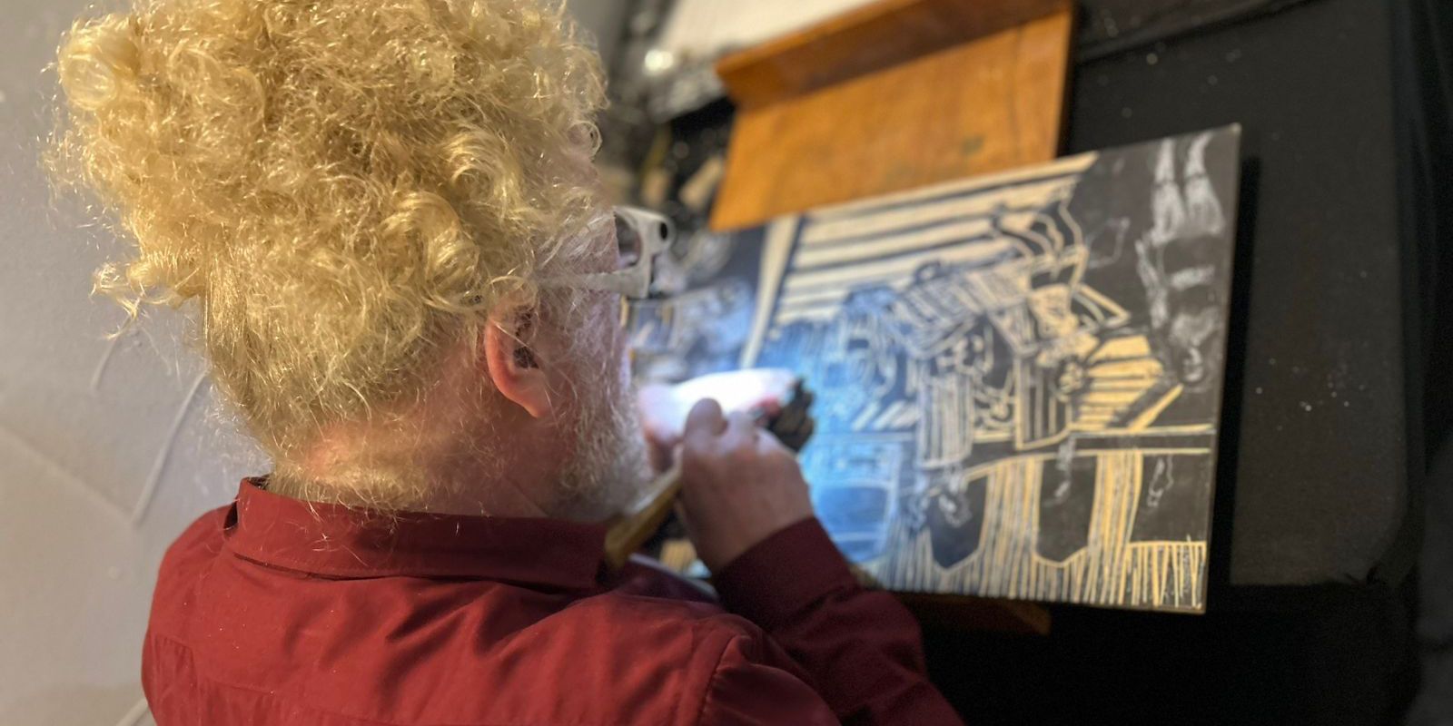 Artista com baixa visão fala da potência de pessoas com deficiência