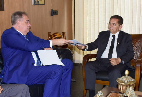 Assembleia aprova projeto que cria cargos de assessor para juízes de 1º grau