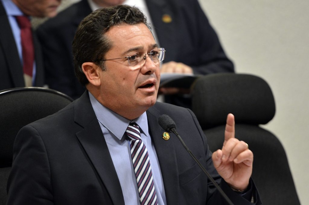 Brasil tem 11,5 mil obras públicas paradas e se mantém em patamar preocupante, afirma paraibano presidente do TCU