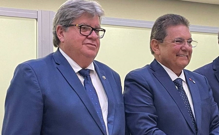 “Foi ouvido sim”, garante João Azevêdo após Galdino declarar que não participou de discussões sobre chapa para 2026