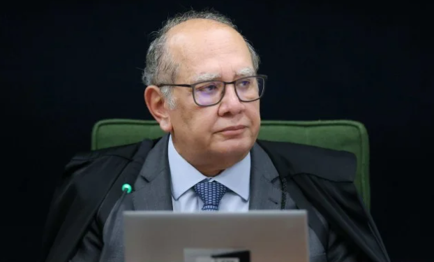 Gilmar afirma que Moraes tem apoio e confiança do STF após decisão de prender Bolsonaro