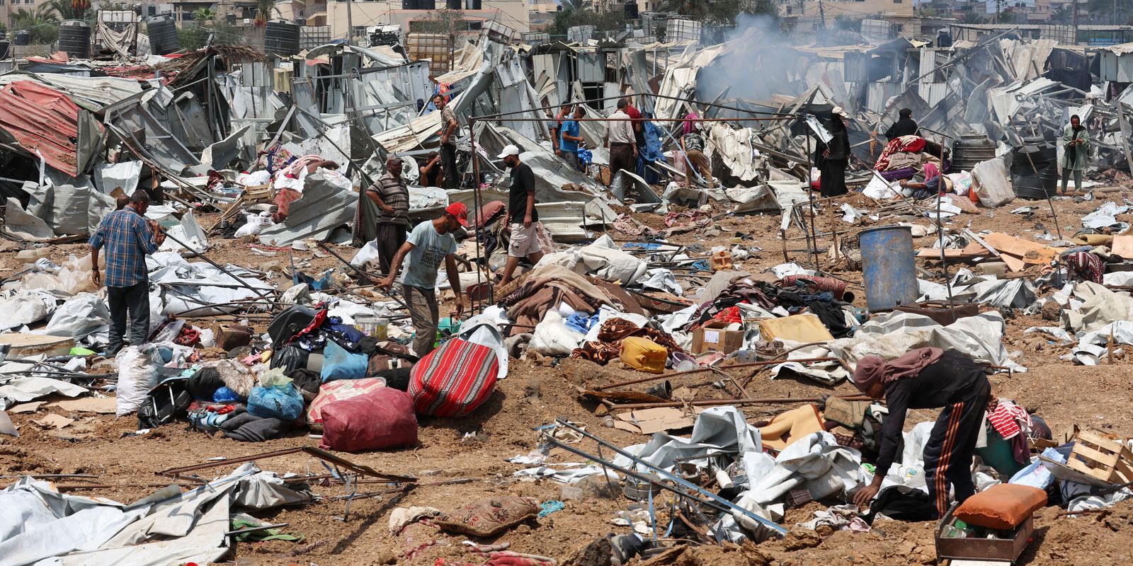 Israel invade novamente a cidade de Gaza, após intensos bombardeios