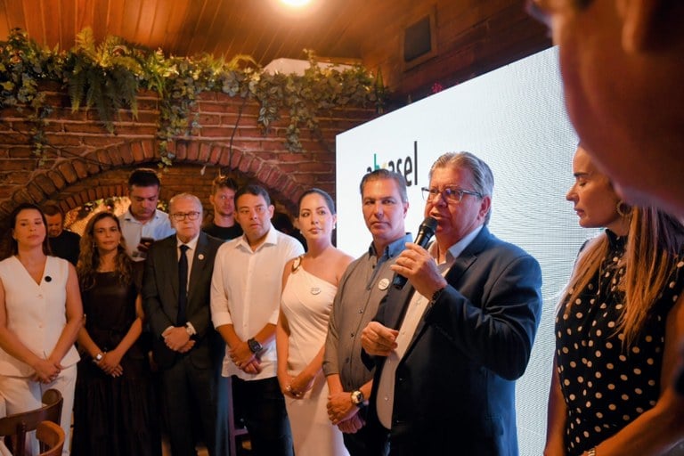 João Azevêdo destaca fortalecimento da economia paraibana em comemoração dos 30 anos da Abrasel