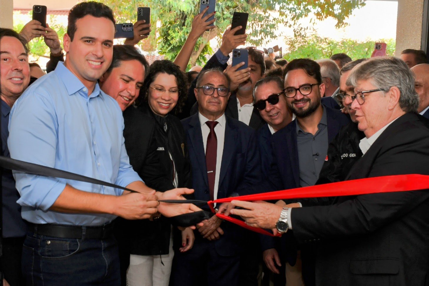 João Azevêdo entrega nova sede da Polícia Civil e destaca investimentos na estrutura e na valorização de profissionais da Segurança