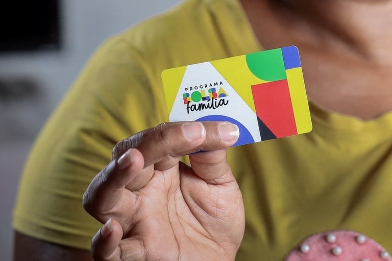 Mais de 630 mil famílias recebem o Bolsa Família a partir desta segunda na PB