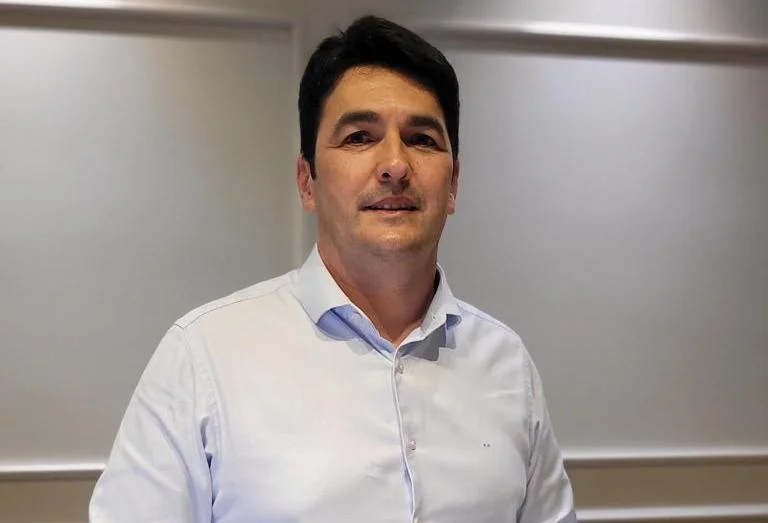 Médico detalha evolução de João Azevêdo após cirurgia: “Já andou pelo quarto, tomou café e está se sentindo muito bem”