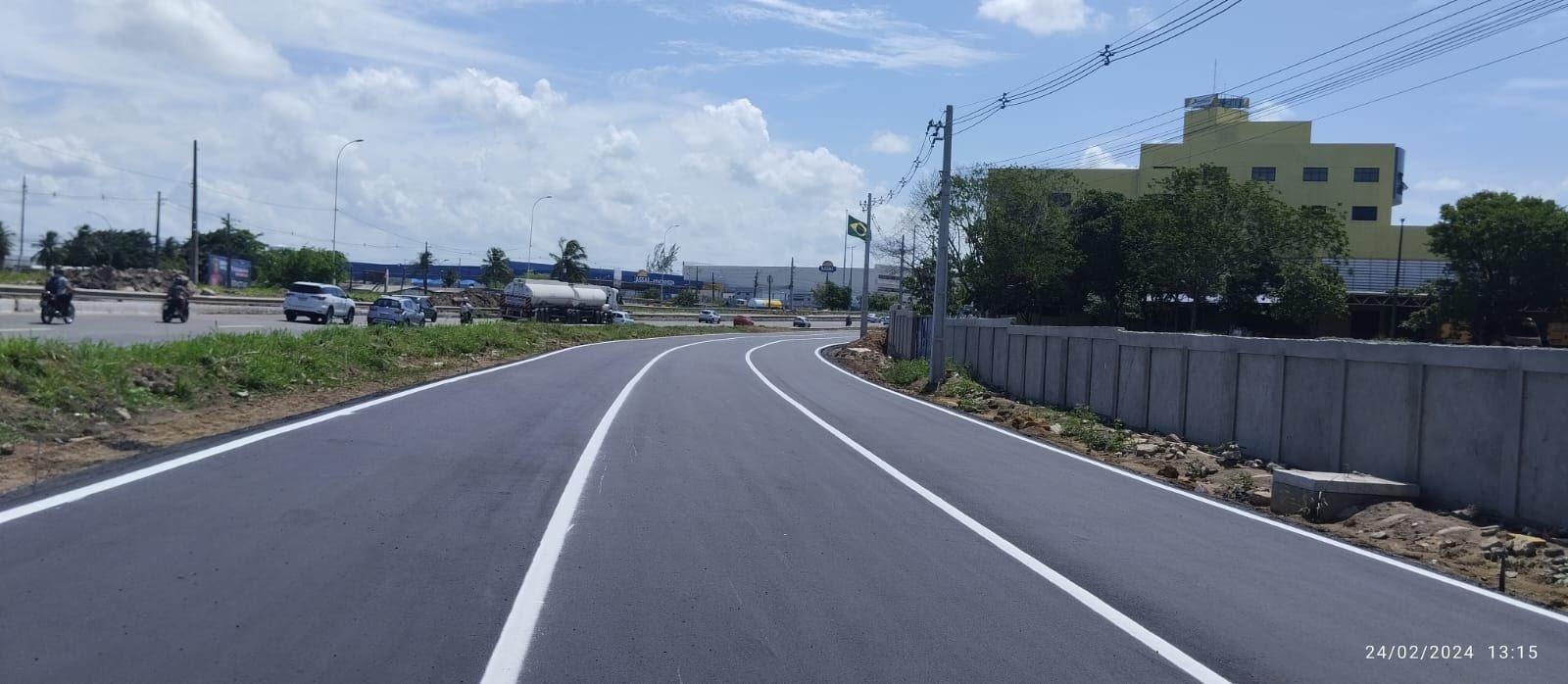 Obras do DER no Viaduto Luciano Agra provocam desvios em linhas de ônibus a partir desta segunda